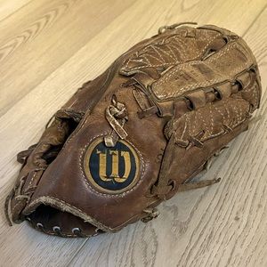 Vintage Wilson The A2000 L Baseball Glove